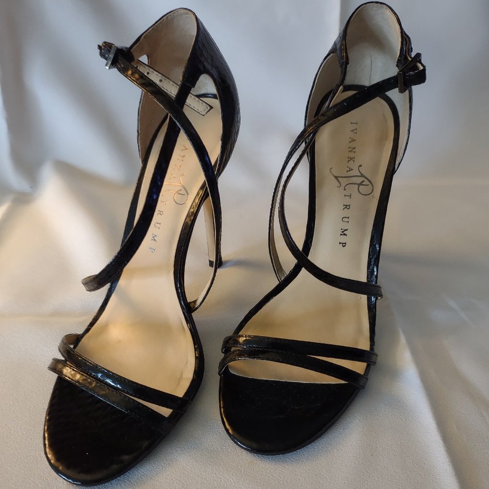 Ivanka Trump ITDuchess2 style shiny black snake 4.5" stilleto heels, size 7.5M